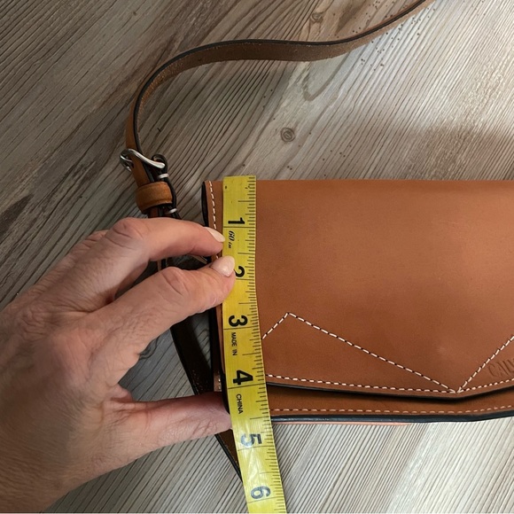 Calvin Klein Contrast Stitch Crossbody bag Light Brown 8 X 4.5” Leather NWOT - Picture 6 of 11